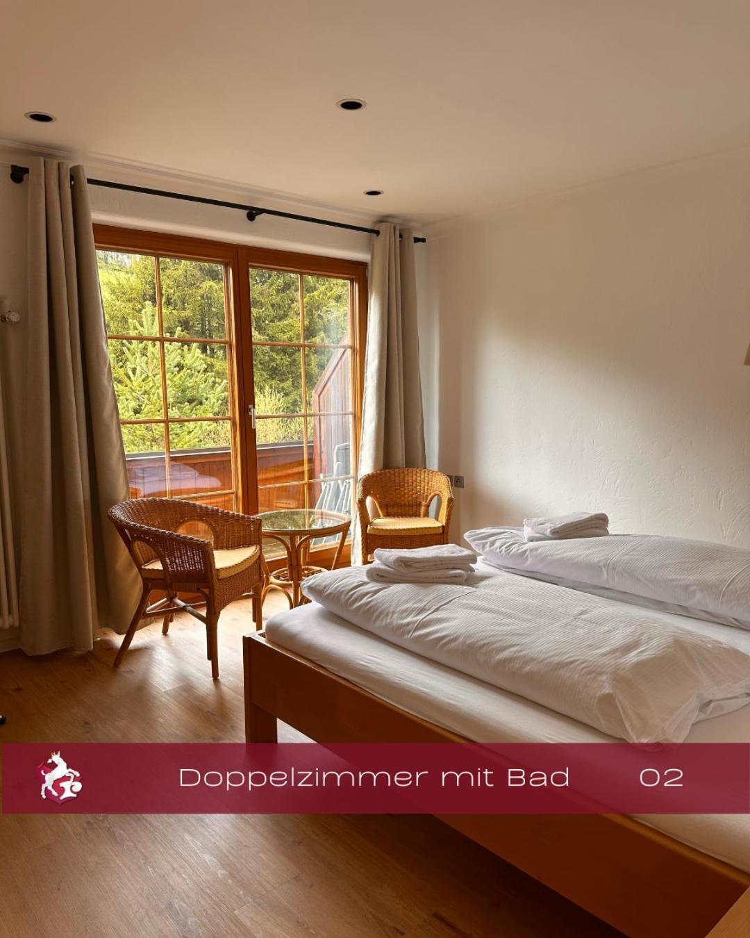 Schwarzwald Lodge Inselklause Шёнвальд Экстерьер фото